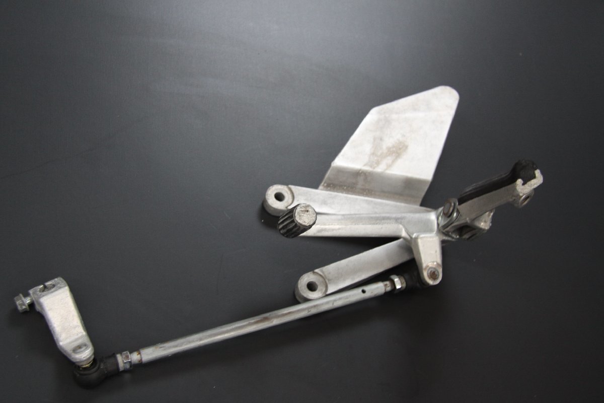 NSR250R(MC21) マフラーステー左右◇中古・送料520円