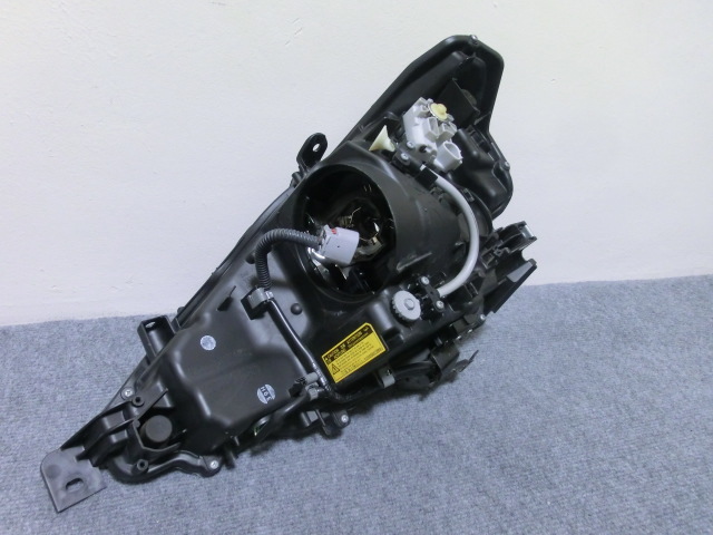 30系 IS IS300h IS250 IS350 AVE30/GSE30/GSE31 前期モデル 右ヘッド