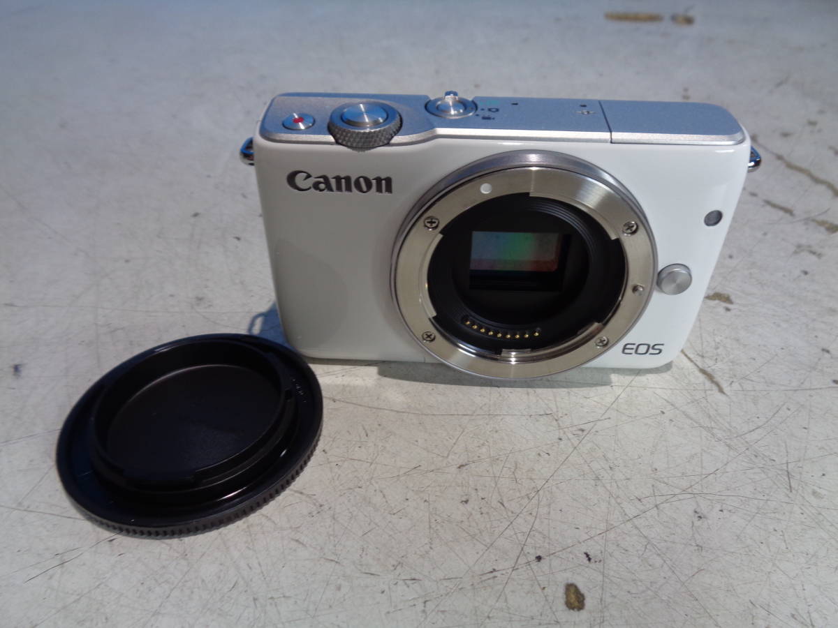 Canon EOS M10 カメラボディ デジタルカメラ ミラーレス一眼 現状で