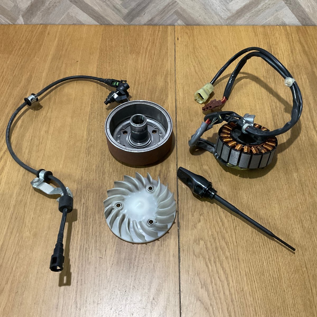 ホンダ　ズーマー　FI車　ジェネレーター　インジェクション用　ホンダ純正品 ズーマー AF58 純正 インジェクター 【公式通販】