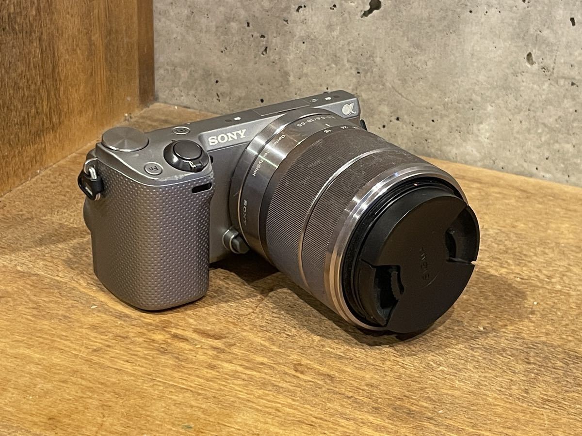 SONY NEX-5R 本体、標準キットレンズ SONY NEX-5R 標準ズームレンズ