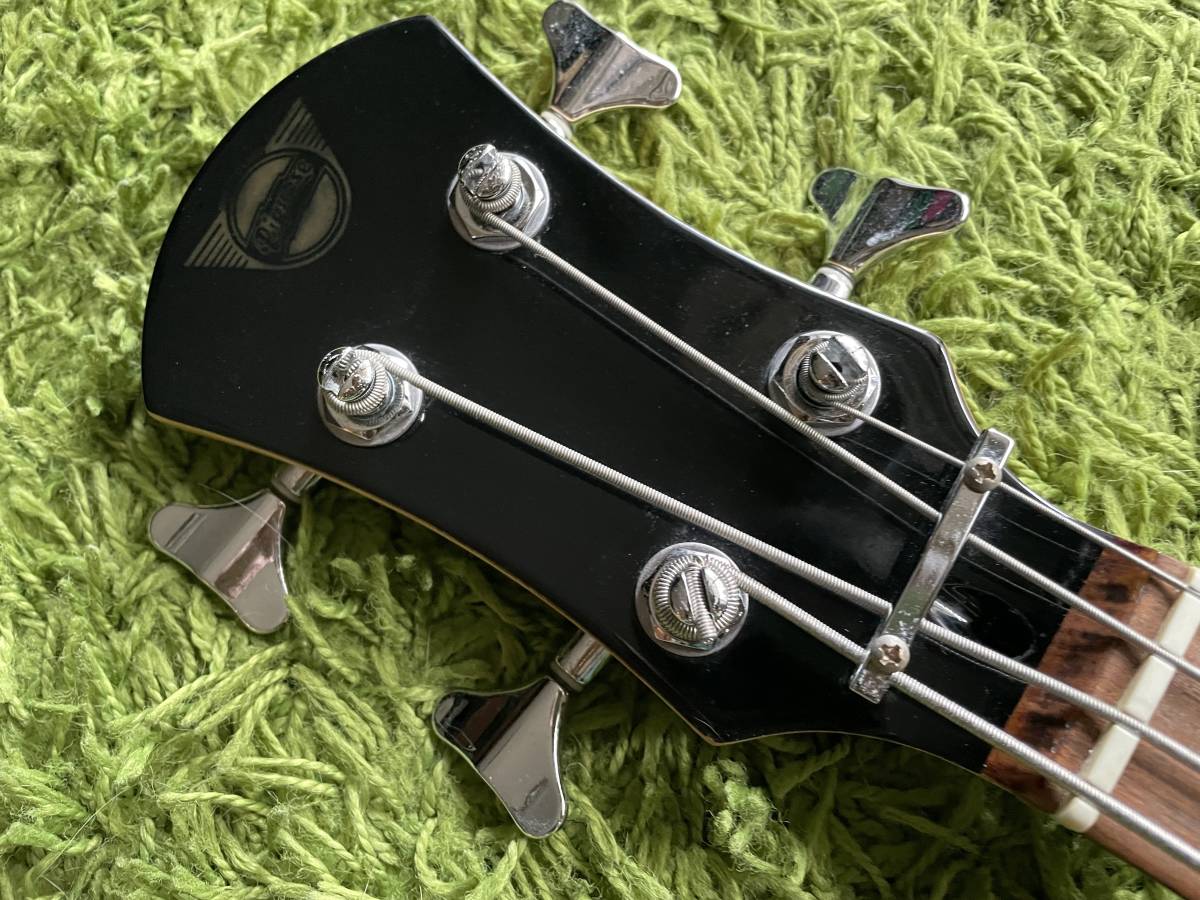 PIGNOSE PGB-200 アンプ・スピーカー内蔵 エレキベース ☆Seymour 