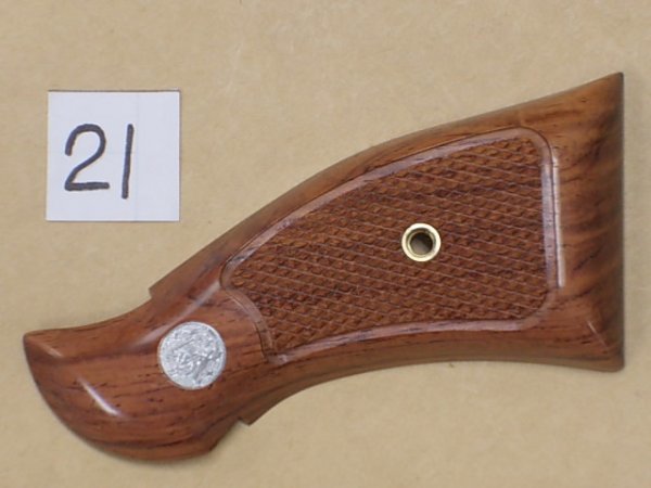 21　ZEKE 公認　M15コンバットマスターピース2インチ用　ウッドグリップ　　紫檀材　model-s M15 S&amp;W ZEKE