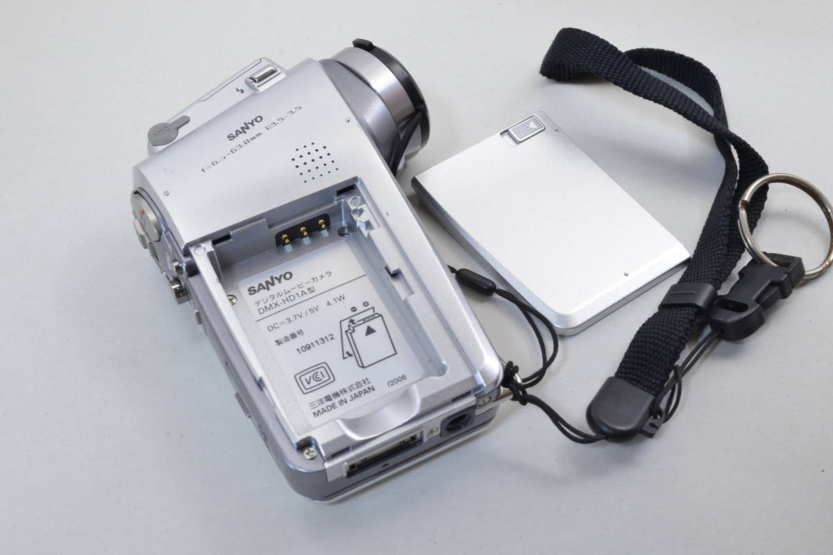 ecoま】SANYO Xacti DMX-HD1A 動作確認済/バッテリー無し ecoま】SANYO Xacti DMX-HD1A 動作確認済/バッテリー無し