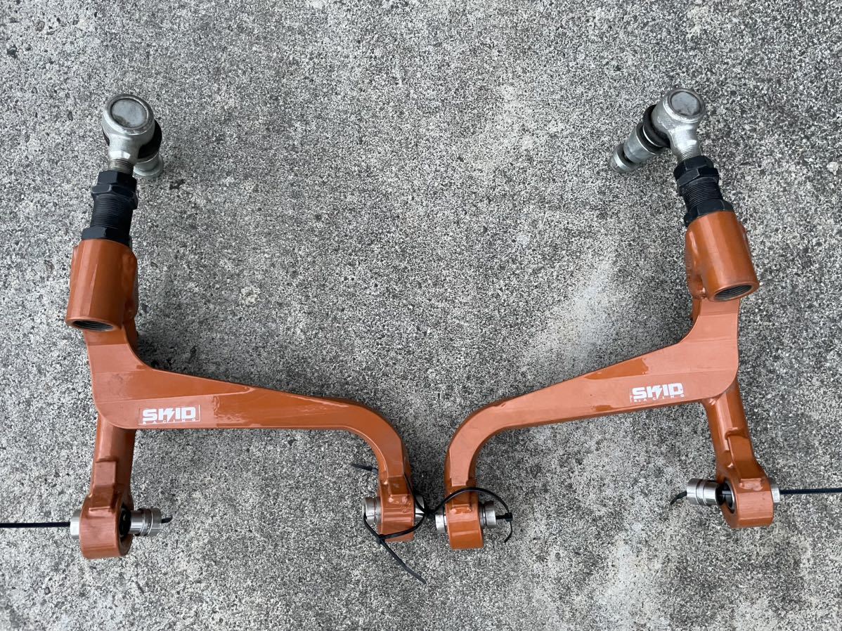 スキッドレーシング リア アッパーアーム ピロ 調整式 V36 スカイラインクーペ