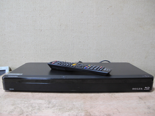 中古東芝 3Dブルーレイディスクレコーダー DBR-Z620 HDD1TB 中古 東芝