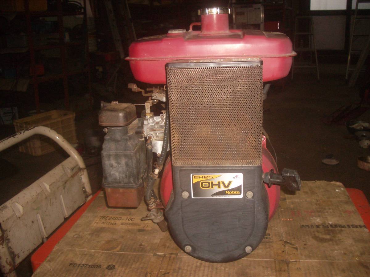 バロネス 草刈り機　エンジン　ロビンEH250D-2　実働品
