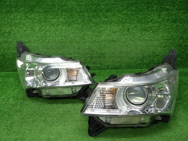 スズキ MK21S パレット SW ヘッドライト左右 HID 100-59207 A 231005040
