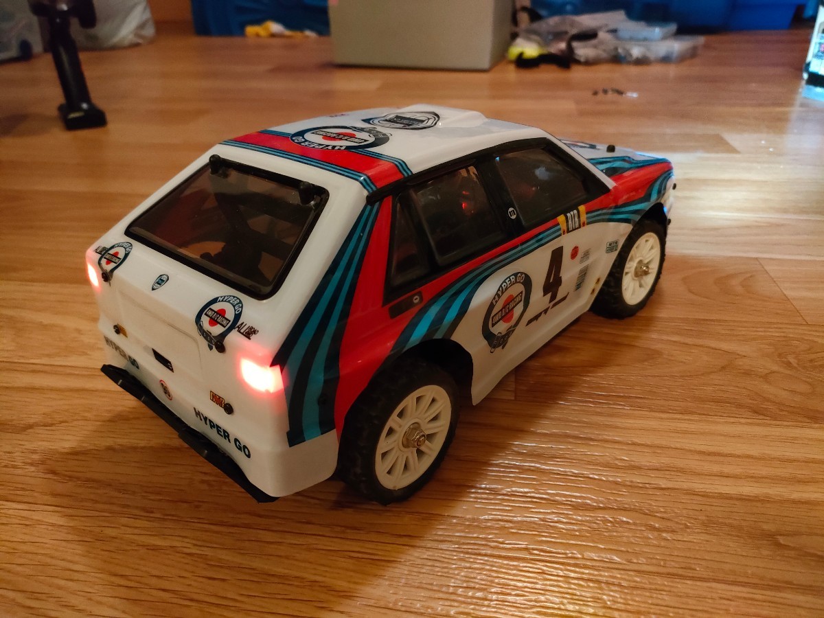 結構早い！ジャイロ付　MJX 14302 ラリーラジコン_9