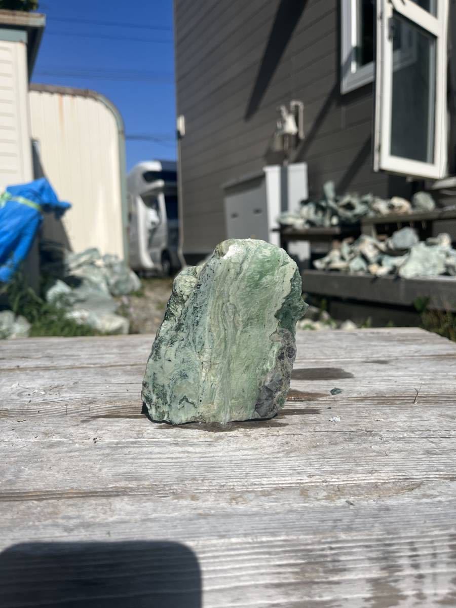 激レア 北海道 日高翡翠 クロム透輝石 超希少 国産鉱物 1.2kg 久ぶりに