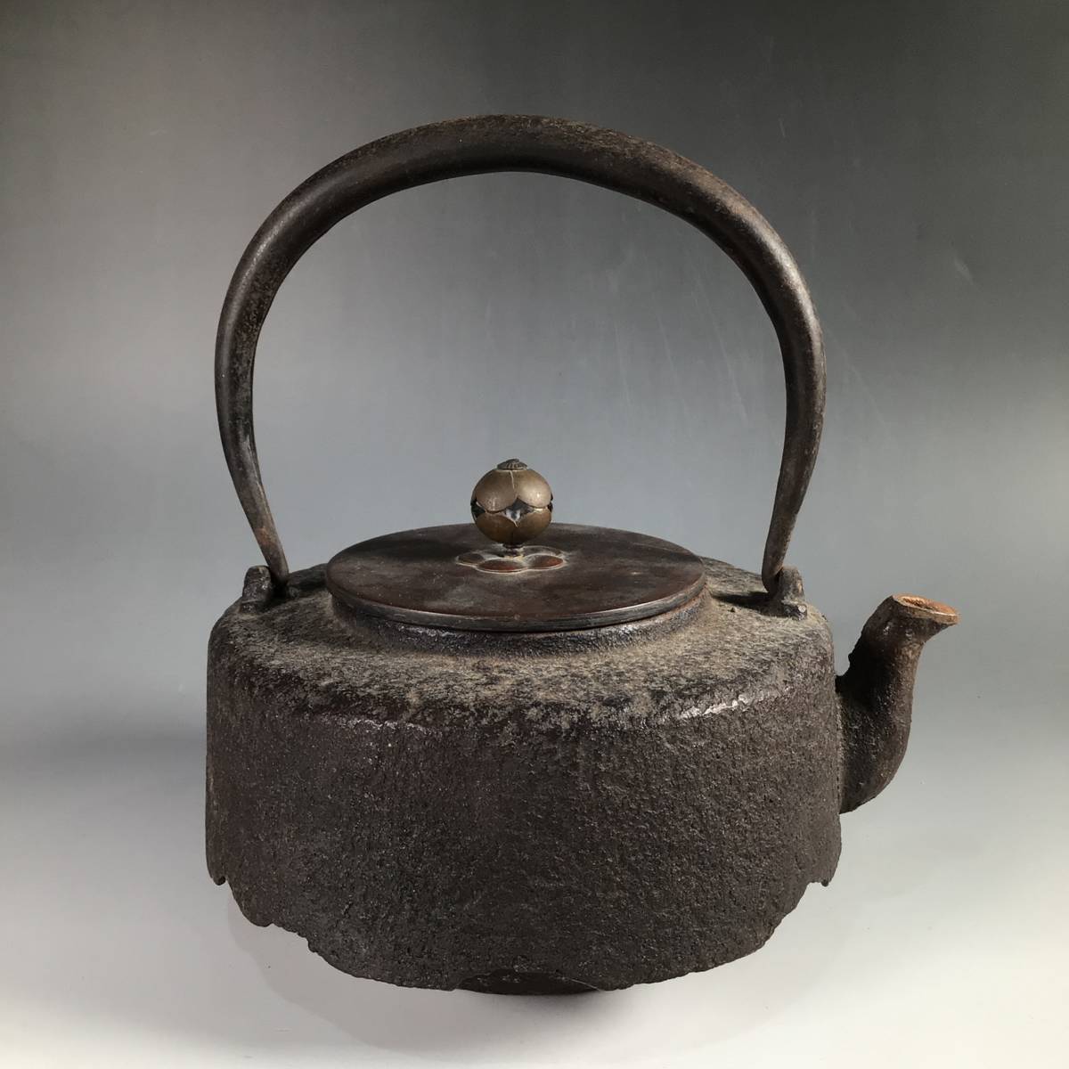 京鉄瓶 光寿堂 銀象嵌持手 銀口 鉄瓶 煎茶道具 釜師 茶道具 湯沸 急須