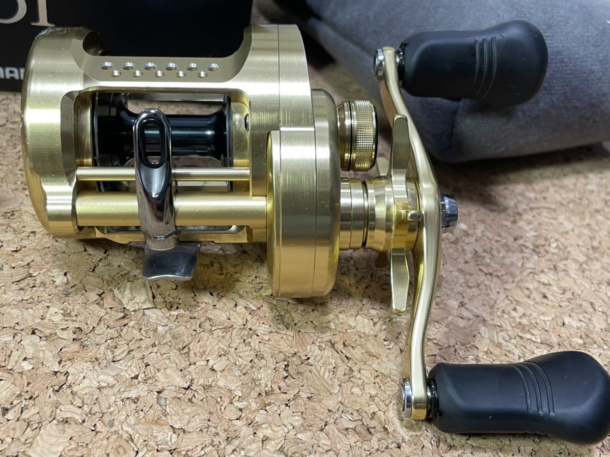 ☆即決！シマノ 18 カルカッタ コンクエスト 401 中古良品！雷魚に