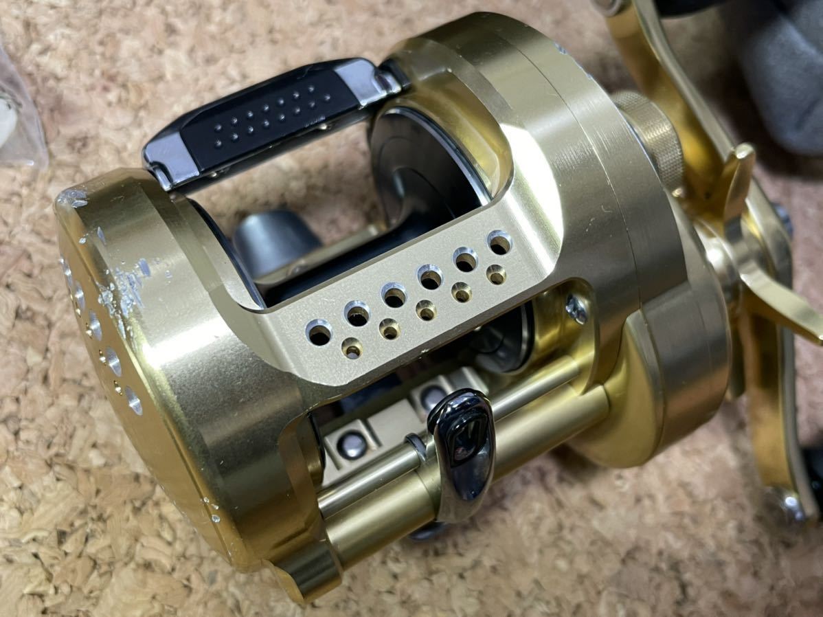 ☆即決！シマノ 18 カルカッタ コンクエスト 401 中古良品！雷魚に