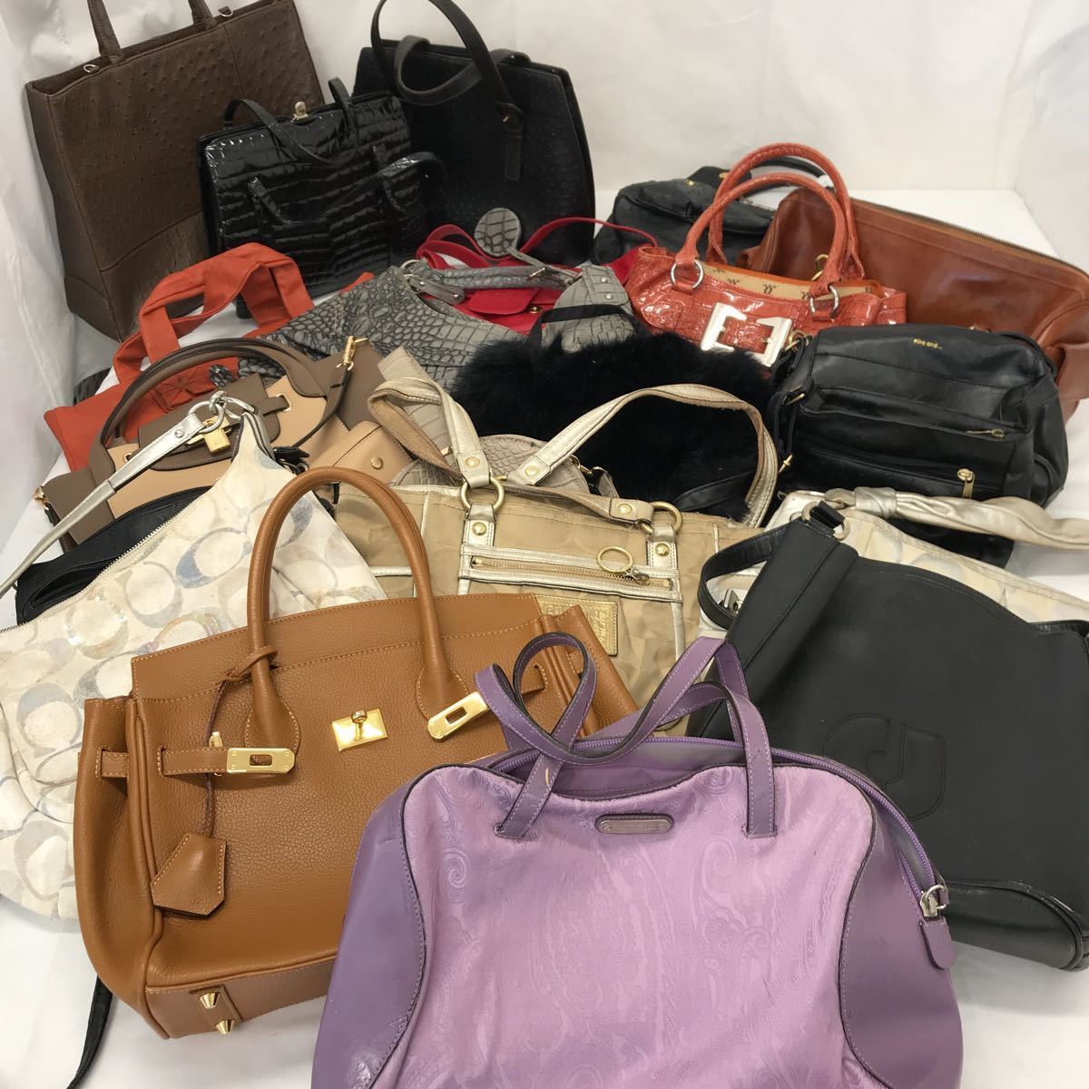 【T-29】１円スタート売切 業者様歓迎 まとめ ブランド多数 コーチ　エトロ　シャルルジョルダン など２１点