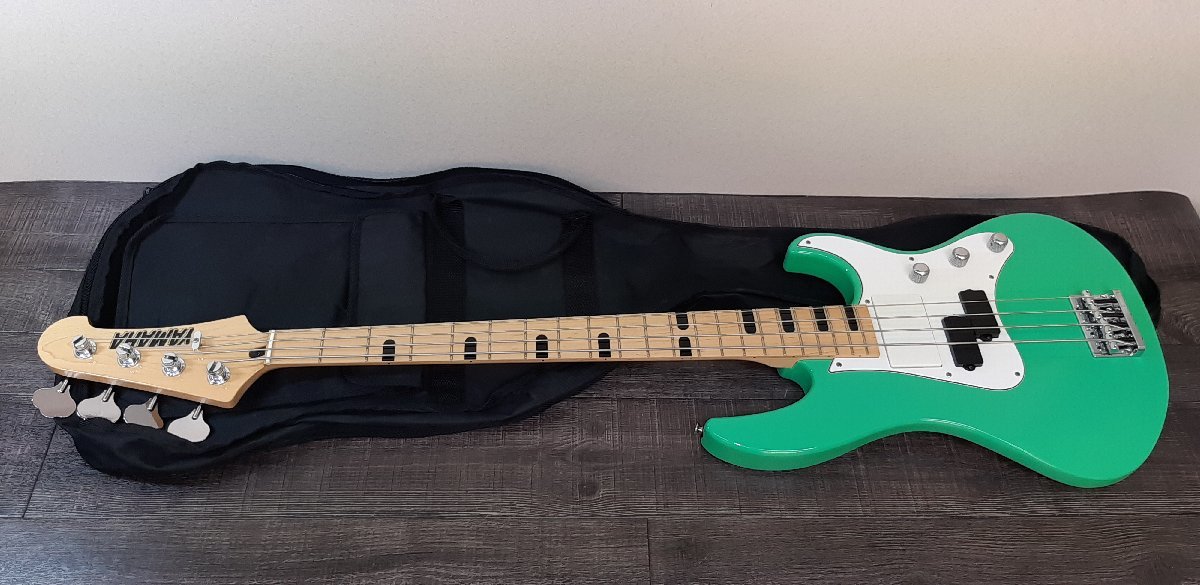 希少なブラックカラー　YAMAHA ATT-SPL ベース 10D34□YAMAHA ATT SPL エレキベース ソフトケース付属□ YAMAHA ⁄ ATT
