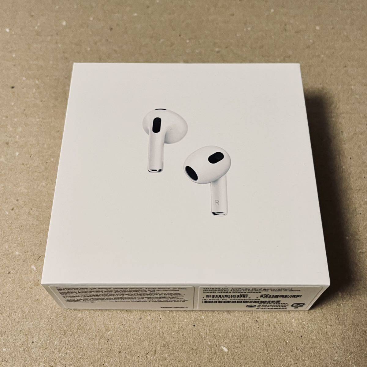 Apple AirPods 第3世代 MagSafe充電ケース MME73J/A アップル