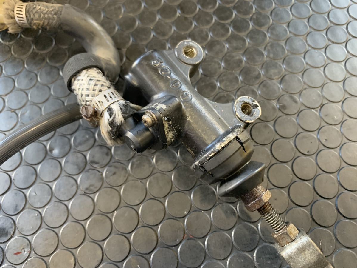 ①CBX400F 純正 リア ブレーキ マスターシリンダー CBX550F リヤ 極上 CBX400F CBX550F リアブレーキ マスターシリンダー 固着無し 確実