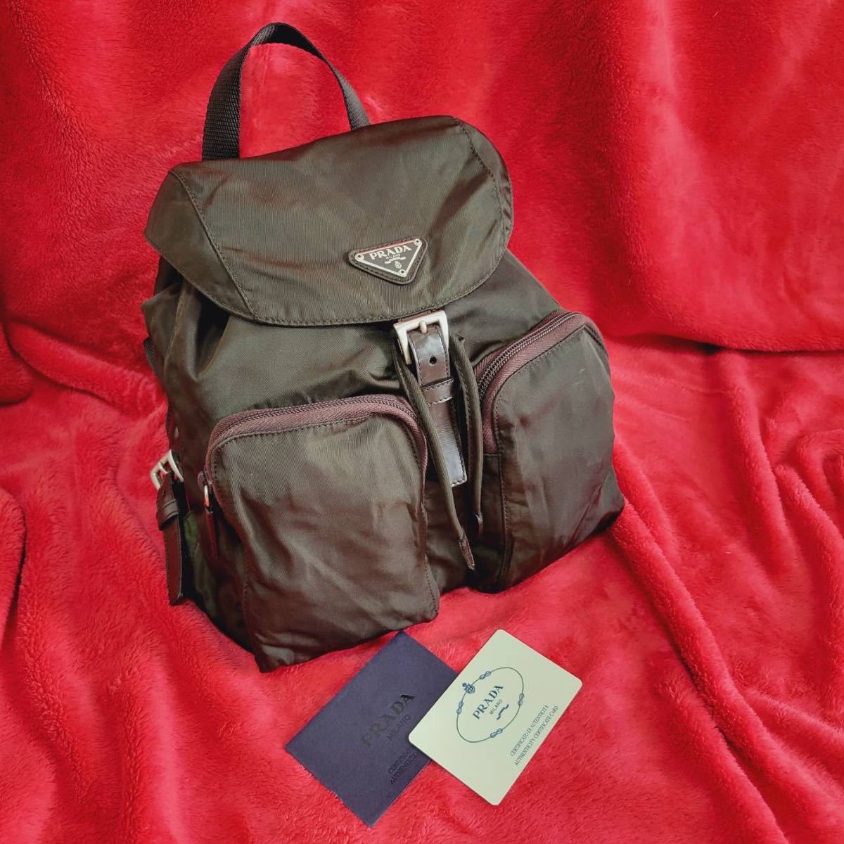 PRADA プラダ トライアングルプレート 三角ロゴ ナイロン リュック