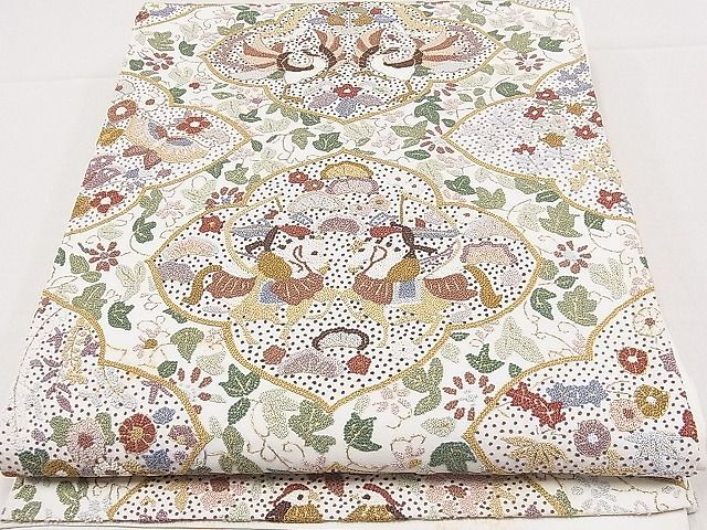 袋帯　正絹　相良刺繍　スワトウ刺繍　ベージュ系 平和屋1□総刺繍 スワトウ相良刺繍 袋帯 道長正倉院花唐草