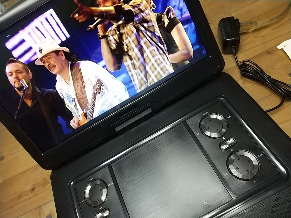 M3216-107-76 ポータブルDVDプレーヤー 16.9型