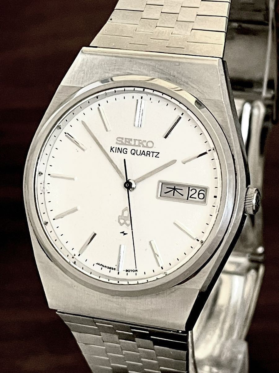 順調に作動中！綺麗なホワイト文字盤!オリジナルSSベルト付き!SEIKO KING QUARTZ セイコー キングクォーツ 5856-8070 メンズ腕時計！