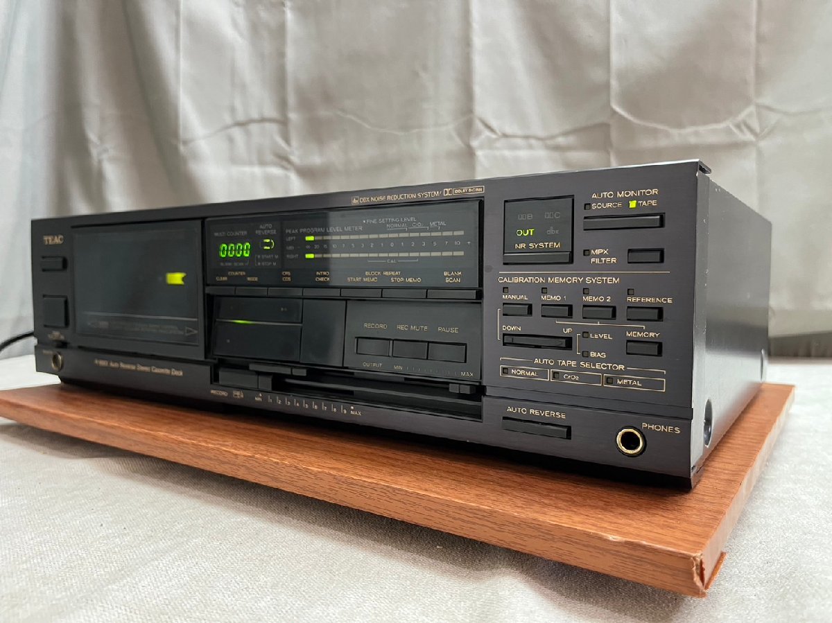 凸0404 ジャンク品 オーディオ機器 カセットデッキ TEAC R-888X