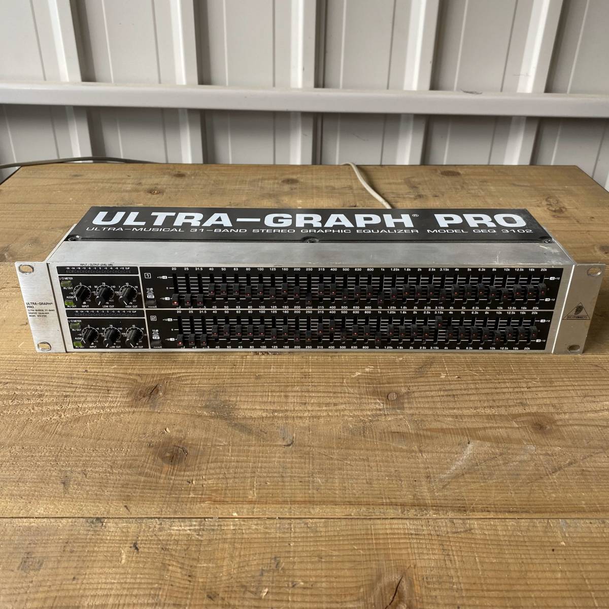 Ra100 BEHRINGER ULTRA-GRAPH PRO GEQ 3102 中古品 Behringer Pro PRO