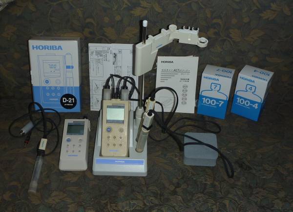 HORIBA D-21 pHメーター □ HORIBA PHメータ 《D-21》 & 《D24》 各1台 ＋α □(環境測定器