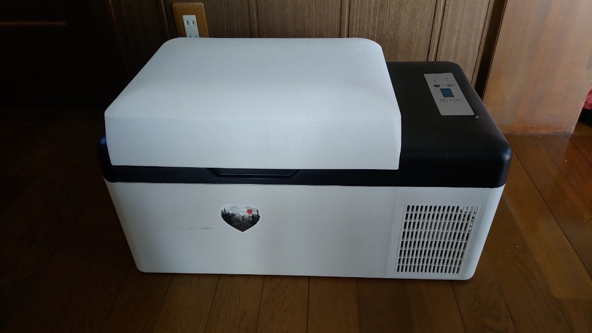 ベルソス　車載対応冷蔵/冷凍庫　20L VS-CB020 