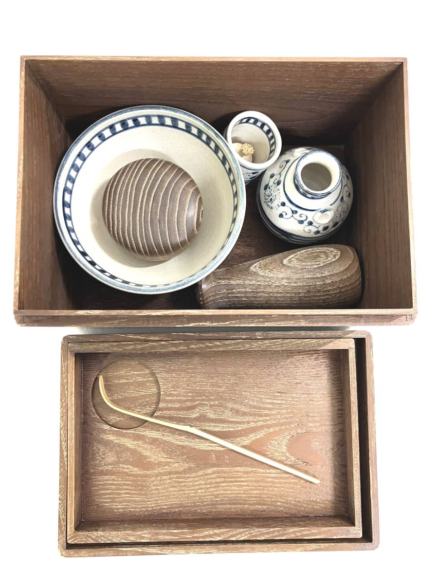 佳香】喜三誠志 蔦蒔絵香合 共箱 栞 茶道具 本物保証 【公式通販】