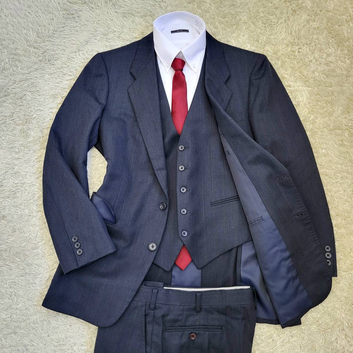 ピエール・カルダン（pierre cardin）日本公式サイト。 希少pierre 