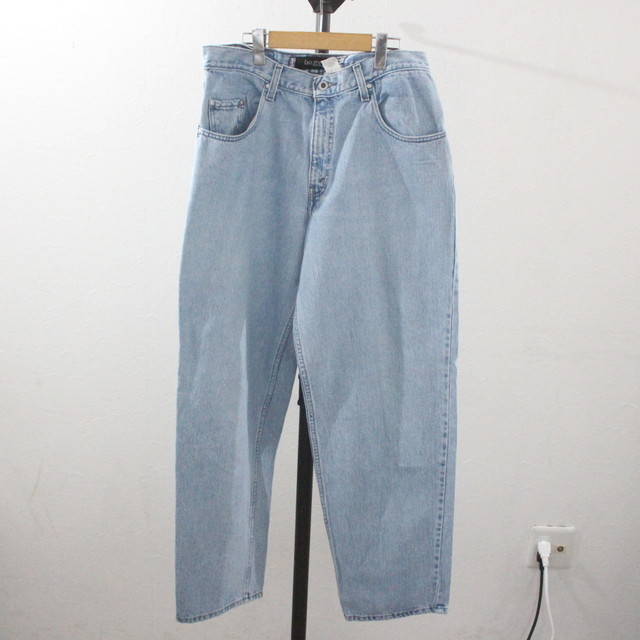 Q800 2000年製ビンテージ Levis リーバイス シルバータブ デニムパンツ 00s 表記34インチ ジーパン ジーンズ アメカジ バギー 古着卸 古着(W34)｜売買されたオークション情報、yahooの商品情報をア W34
