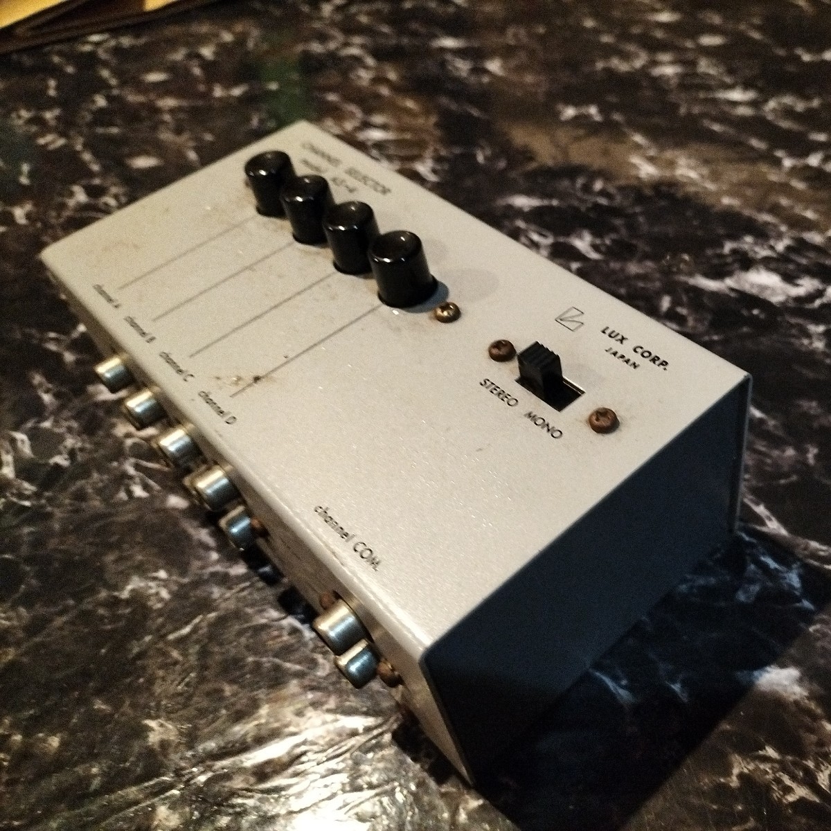 チャンネル　セレクター　LUX AS−4_3