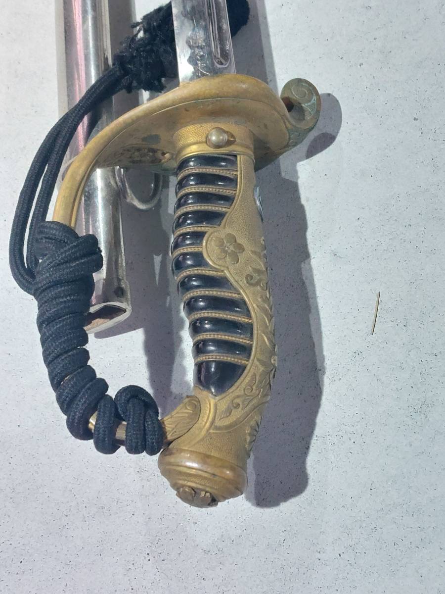 指揮刀　将軍　桜　戦争　軍物　軍隊　ミニタリー　刀装具　刀　当時物　うぶだし　珍品