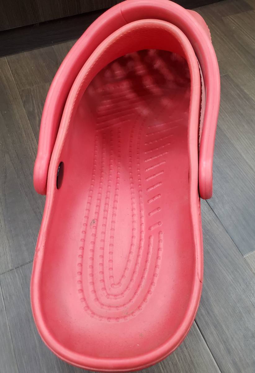 1112-204□非売品 特大サイズ クロックス 約63cm 店頭ディスプレイ レッド 汚れ有 現状品 簡易梱包 クロックス メンズ 大きいサイズ