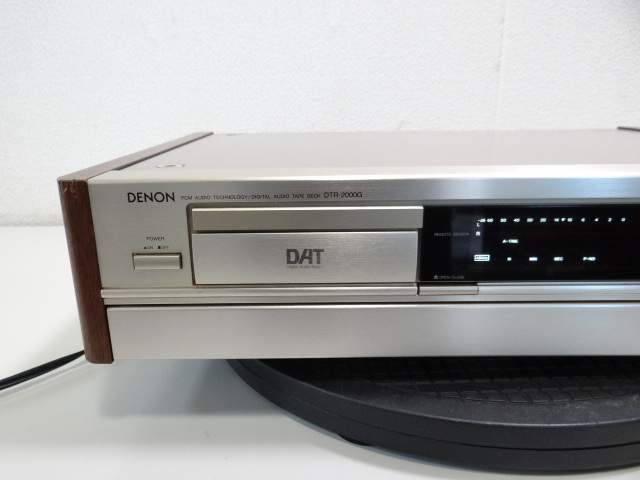 DENON DAT (DTR-100P) DIGITAL AUDIO TAPE DECK ジャンク品です。1991
