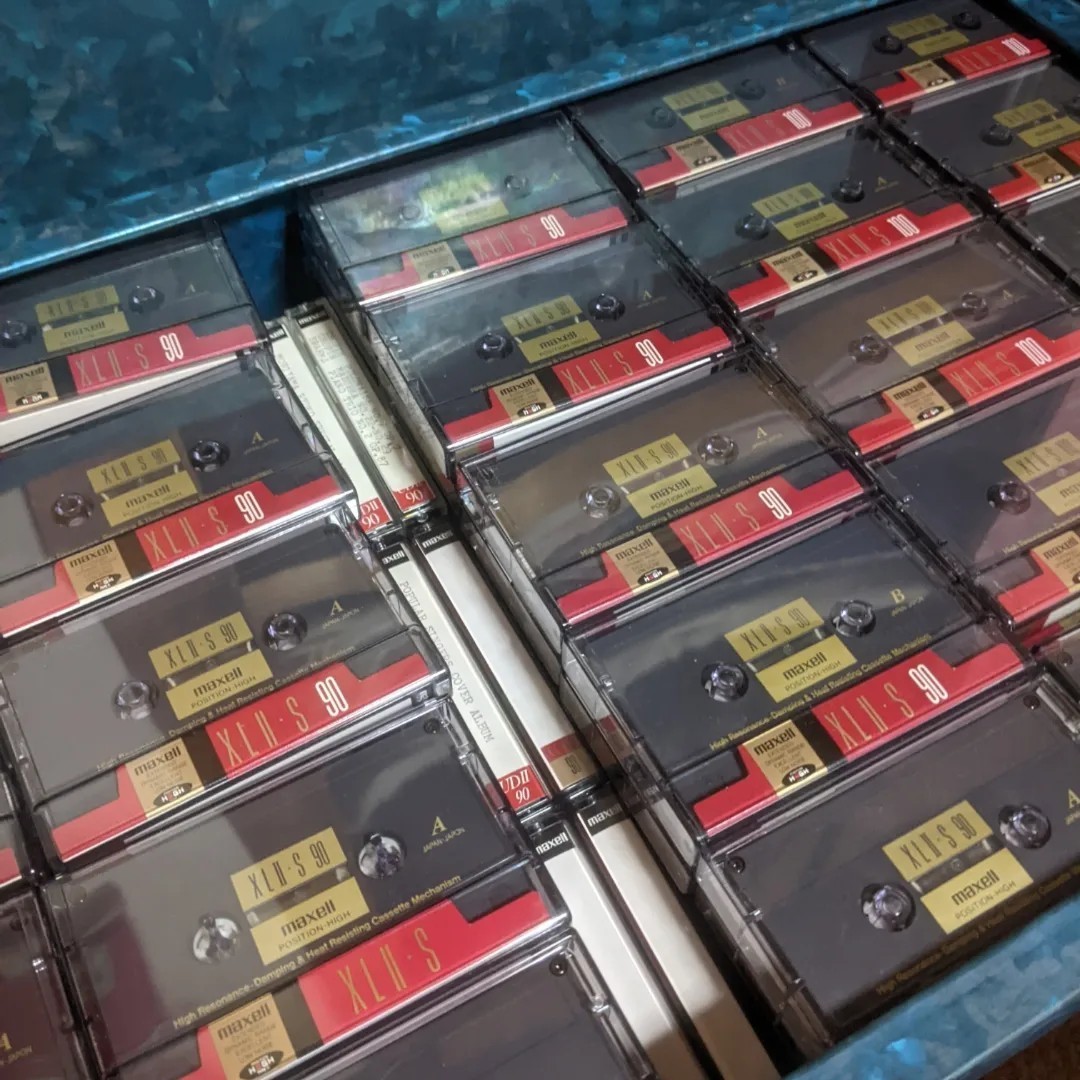 奇跡のデッドストック　新品未開封　日立ハイポジ　maxell　XLⅡ 60 最安値，大人気】 ☆【maxell XLII-S 50本 高級 ハイポジション