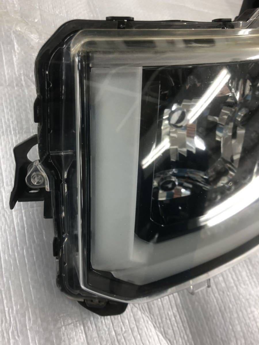 ダイハツ ウェイク LA700S 純正 左ヘッドライト STANLEY W2664