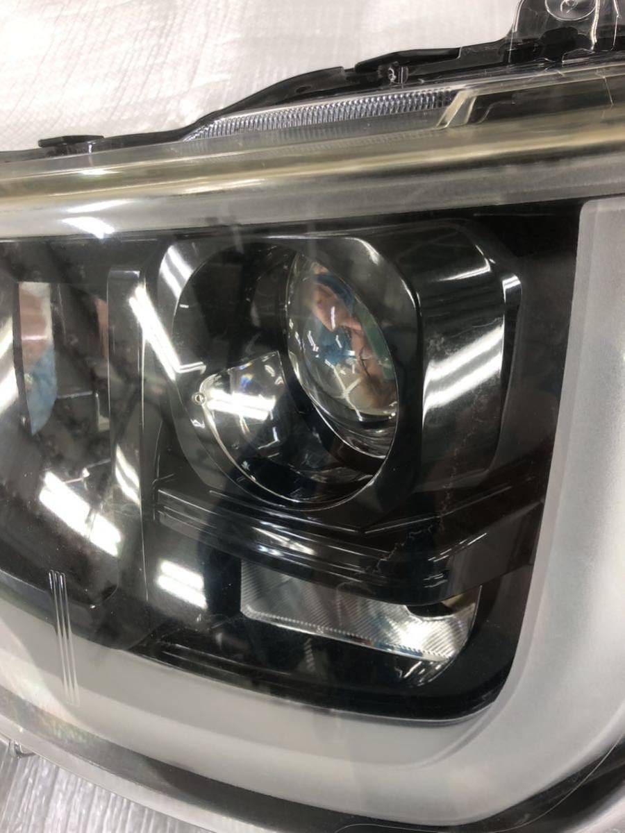 ダイハツ ウェイク LA700S 純正 左ヘッドライト STANLEY W2664