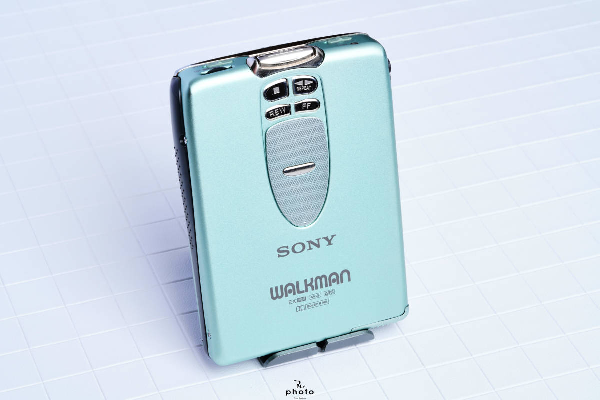 新品級・動作品丨SONY WALKAMN 周年記念モデル レア色 カセット
