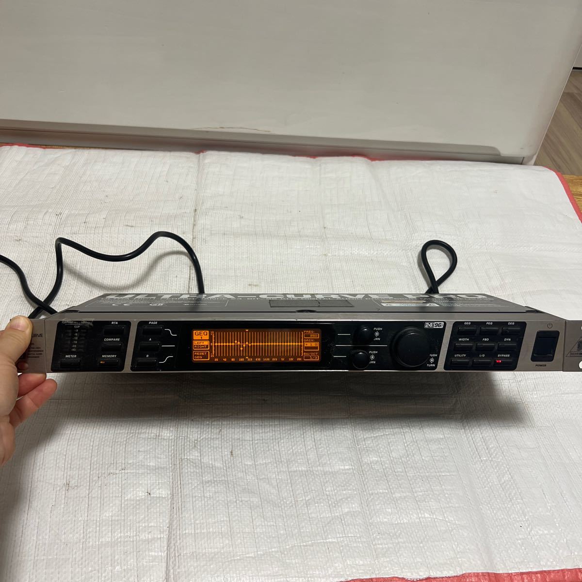 ベリンガー デジタルイコライザー BEHRINGER ULTRA-CURVE PRO DEQ2496 デジタルプロセッサー PA 音響機器　現状品