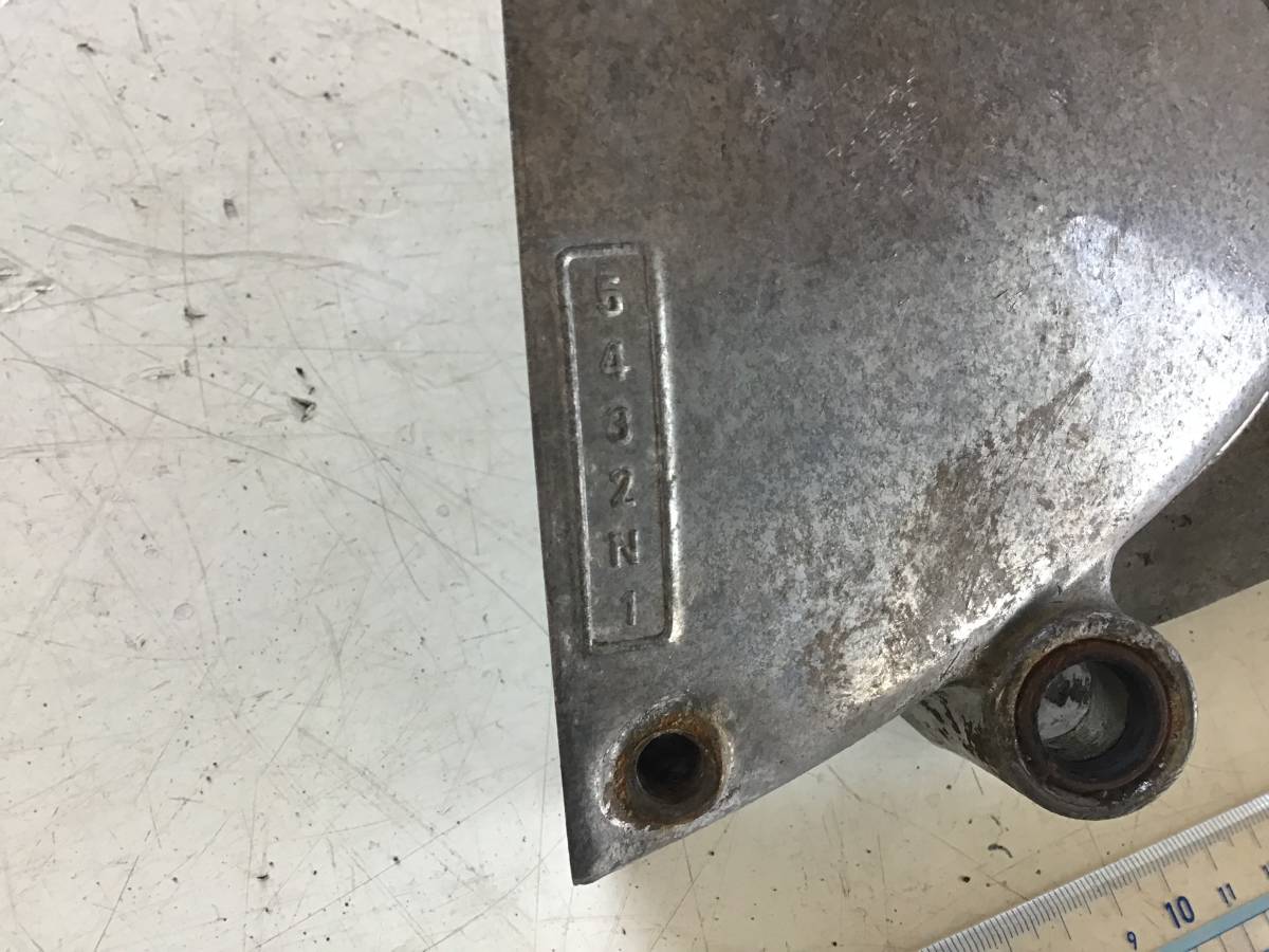 カワサキ？ スプロケットカバー スプロケ 車種不明 マッハ？ 350SS