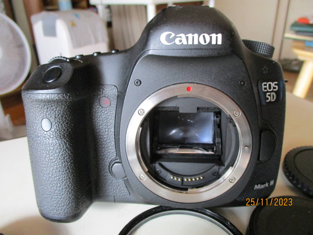 Canon EOSー5D MKⅢ フルサイズ 付属レンズ2本つき 【公式通販】