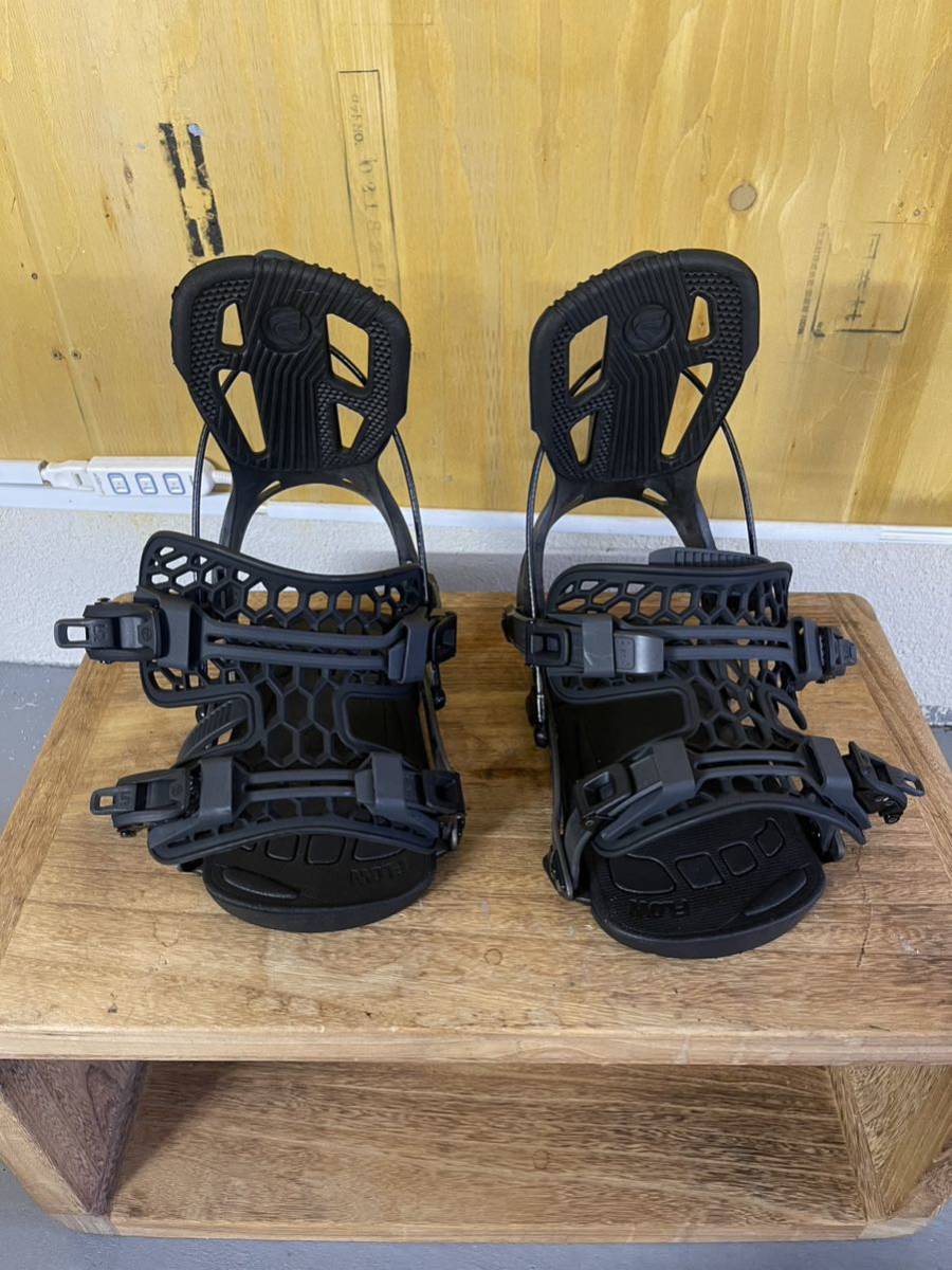 FLOW NX2-CX FUSION Mサイズ カラー：グラファイトフロー