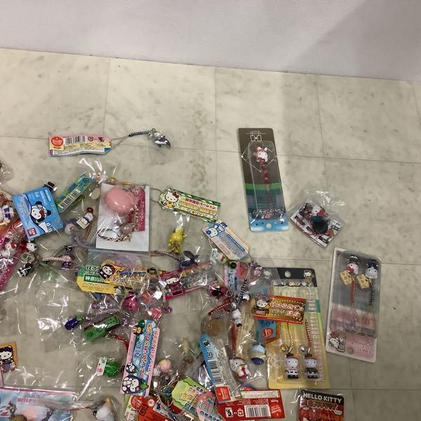 ハローキティ ご当地キティ ストラップ キティちゃん キティちゃん