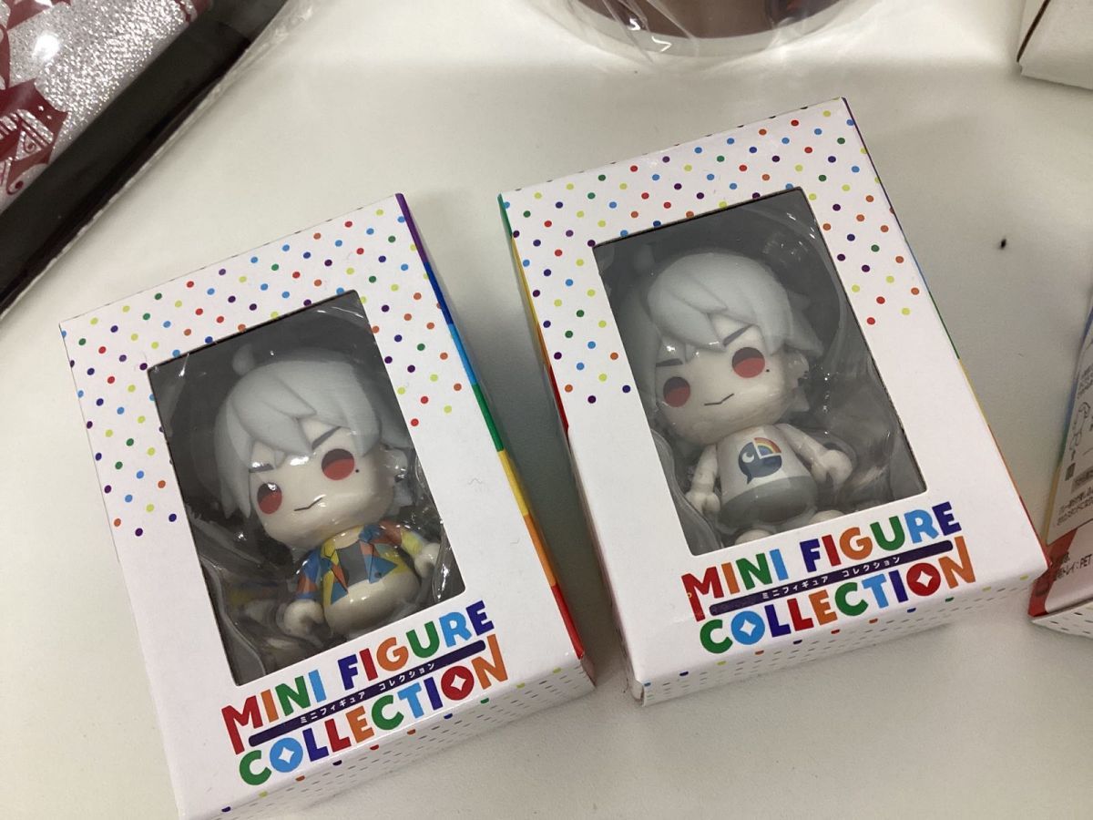 【未開封】 VTuber にじさんじ 葛葉 アクリルスタンド ペンライト リングライト マグカップ 他