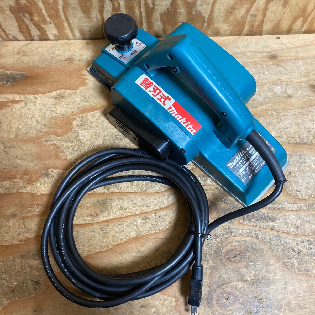 日立用 自動カンナ刃 中古品 2枚刃用 F-800
