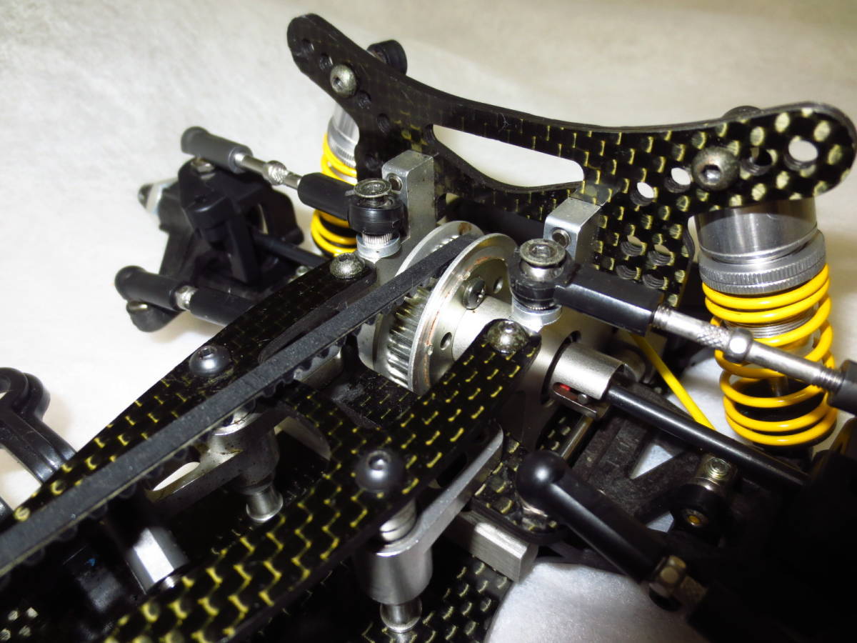 □タミヤ TAMIYA TRF414M バッテリー縦積FRPシャシー付□ タミヤ