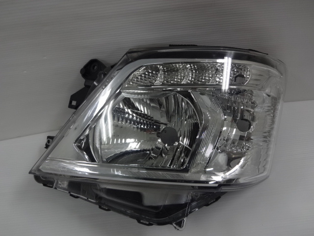 NV350キャラバン右ヘッドライトユニット⁉️ パーツ 車 【公式通販】