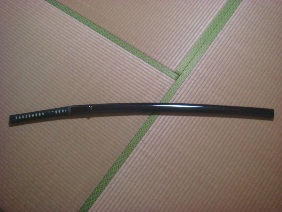 無銘刀　刀長68，7cm　刃切れ、すり傷、有り